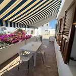 Glaros Aparthotel