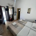 Glaros Aparthotel