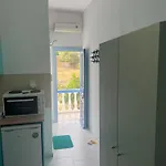 Glaros Leipsoí