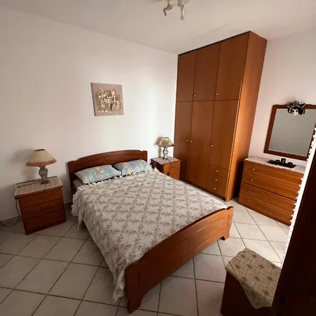 Glaros Aparthotel