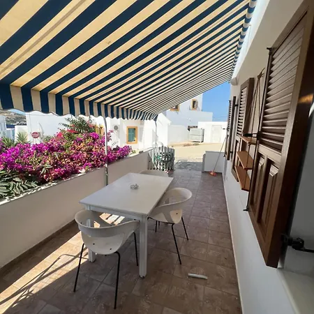 Glaros Aparthotel