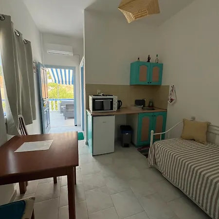 Aparthotel Glaros