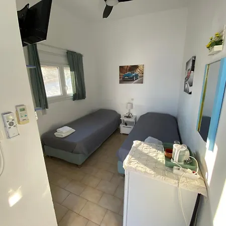 Glaros Lejlighedshotel 3*